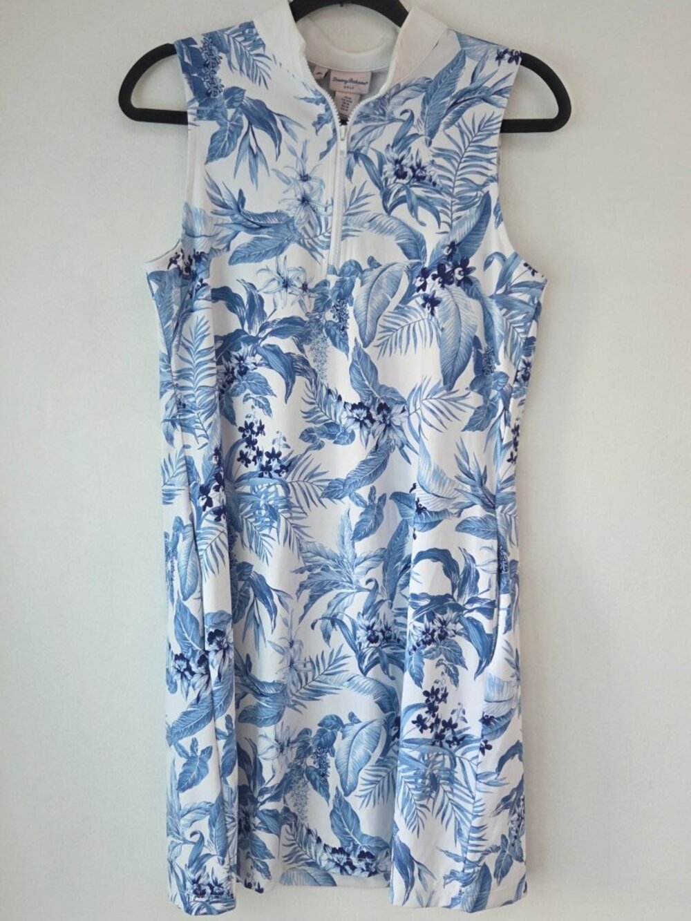 NWT Tommy Bahama Golf Dress Blue White Floral Performance Wear Women's M
